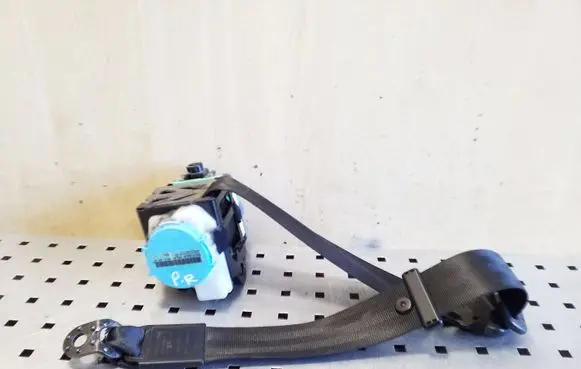 Audi TT TTS Mk2 Front seatbelt 8J8857705D