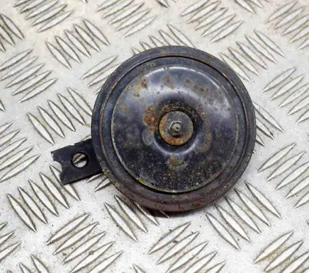 KIA Carens III Horn signal E428R000033 966101D000