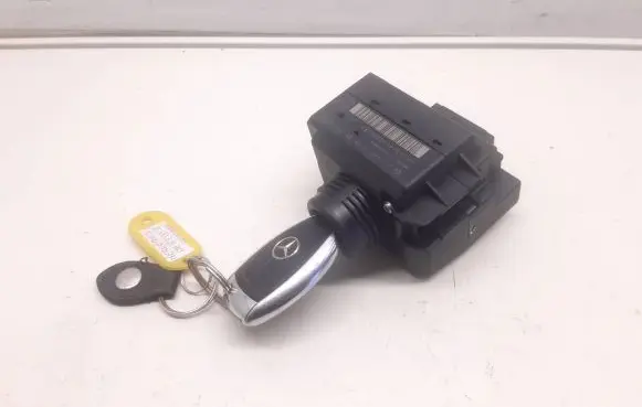 Mercedes-Benz E W211 Ignition lock 2115451008 33002207