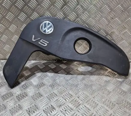 Volkswagen PASSAT B5 Engine cover (trim) Pa6gf10m20 071103935s