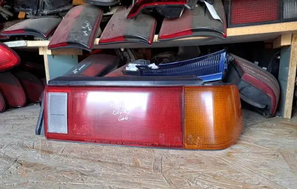 Honda Civic Rear/tail lights 0438308R 0438308