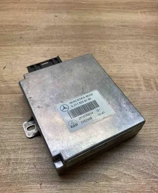Mercedes-Benz E W211 Airbag control unit/module A2118206185 2855V0014