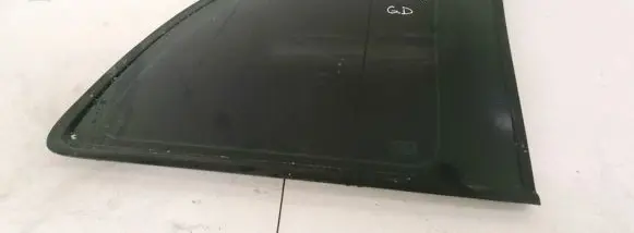 Rear side window