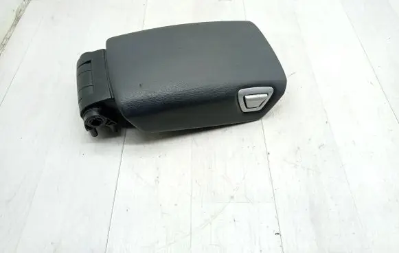 Volvo V70 Armrest 30643895