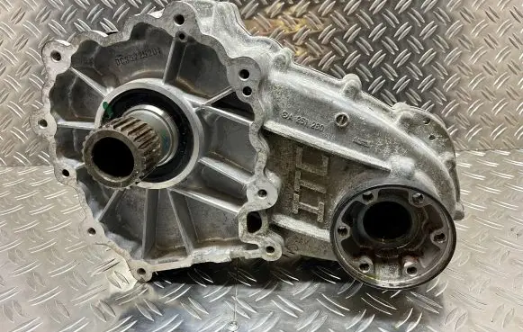 Mercedes-Benz ML W166 Gearbox transfer box case A2512801800 Q0006