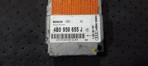 Audi A6 S6 C5 4B Airbag control unit/module 4b0959655j 0285001307