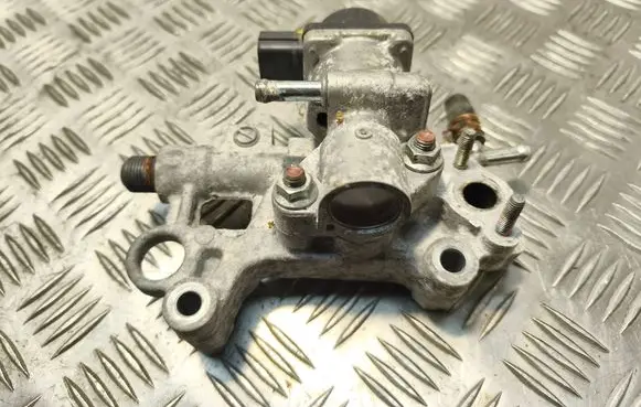 Mazda 3 II EGR valve ZJ384