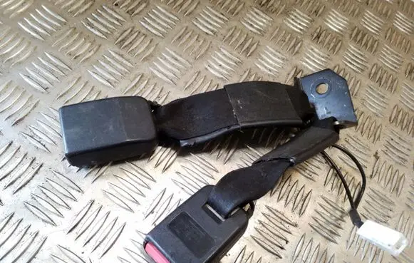 Nissan Qashqai Middle seatbelt buckle (rear) 88863JD10A