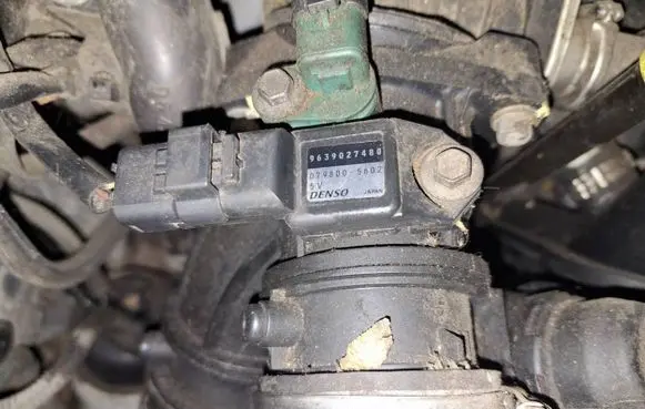 Peugeot 407 Air pressure sensor 9639027480 079800-5602