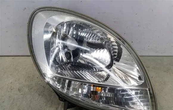 Renault Kangoo I Headlight/headlamp 8200236591