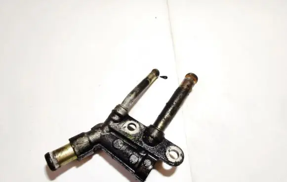 Mazda 323 Engine coolant pipe/hose