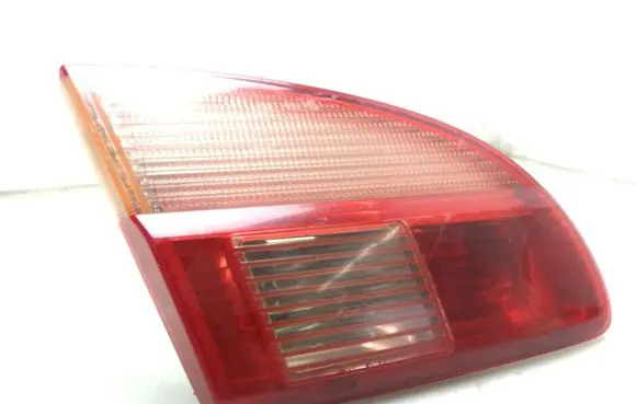 Toyota Avensis T220 Tailgate rear/tail lights 034NC0