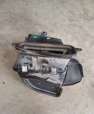 Mercedes-Benz GL X164 Cabin air micro filter frame (part) A1648300453
