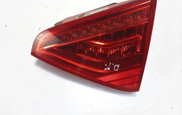 Audi A5 Sportback 8TA Tailgate rear/tail lights 8T0945094C