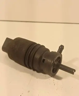 BMW 5 E39 Windscreen/windshield washer pump