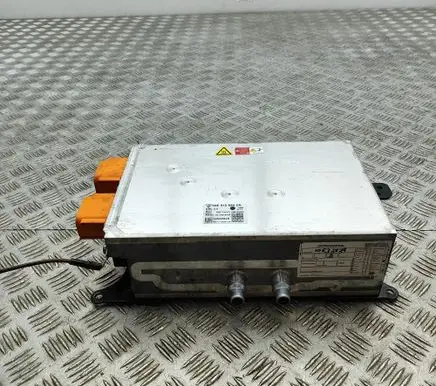 Porsche Taycan 9J1 Voltage converter inverter 5QE915684CR