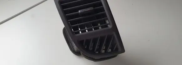 Hyundai Santa Fe Dashboard side air vent grill/cover trim