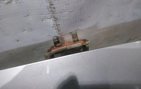 Honda Civic Tailgate/trunk/boot hinge 