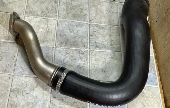 Opel Insignia A Intercooler hose/pipe 520375A
