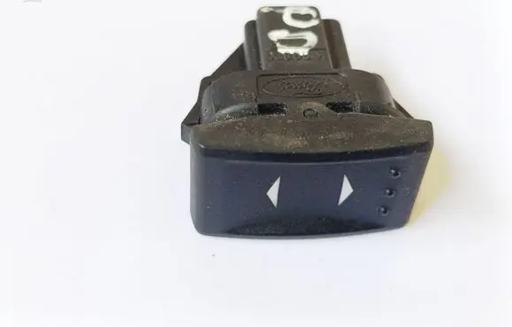Ford Mondeo Mk III Electric window control switch 14529