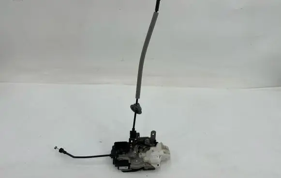 Volvo V40 Rear door lock 31440398