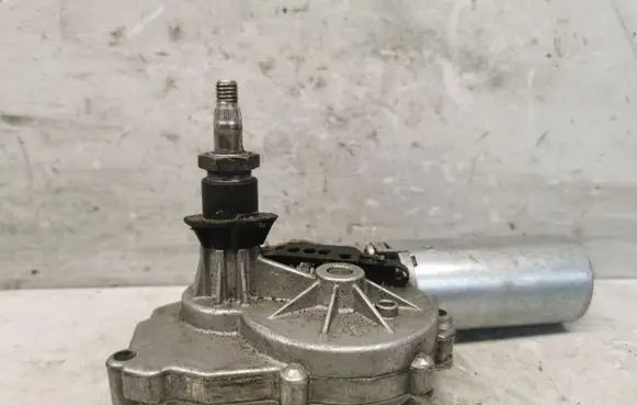 Volvo S40, V40 Rear window wiper mechanism 