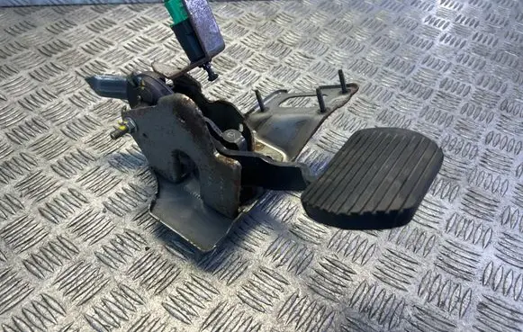 Citroen C4 Grand Picasso Brake pedal 