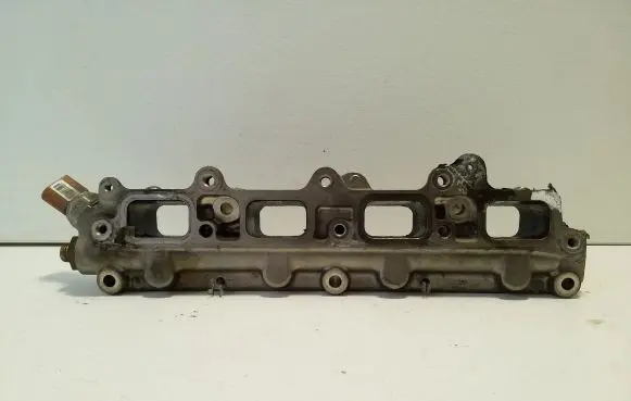 Volkswagen Golf Plus Fuel main line pipe 03C906051H
