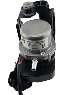 BMW X5 G05 Vacuum pump 34336860881