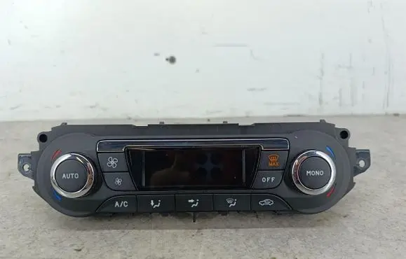 Ford C-MAX II Climate control/heater control trim AM5T18C612BH