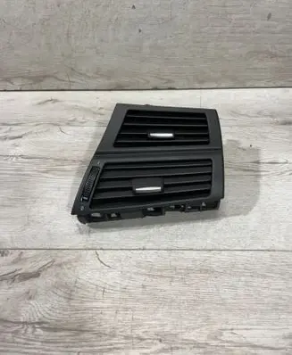 BMW X5 E70 Dashboard side air vent grill/cover trim 7161804 011780002 773201
