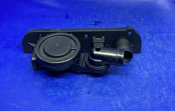 Audi A4 S4 B7 8E 8H Breather/breather pipe/hose 06F129101r