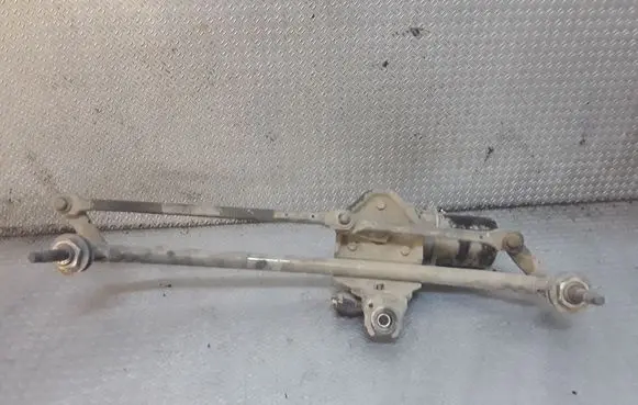 Opel Vivaro Front wiper linkage and motor
