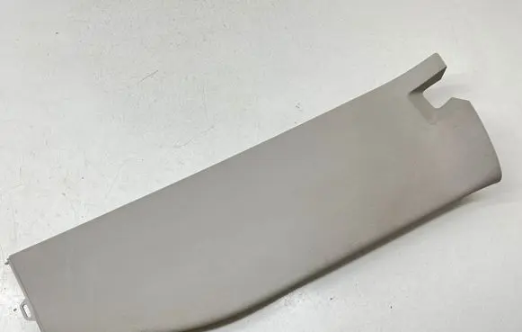 (B) pillar trim (bottom)