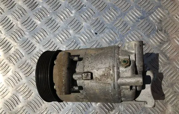 Volkswagen PASSAT B8 Air conditioning (A/C) compressor (pump) 5Q0820803D 01141482 03275094145D