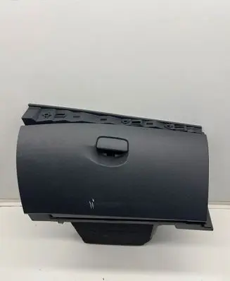 Renault Megane III Glove box 685000007R