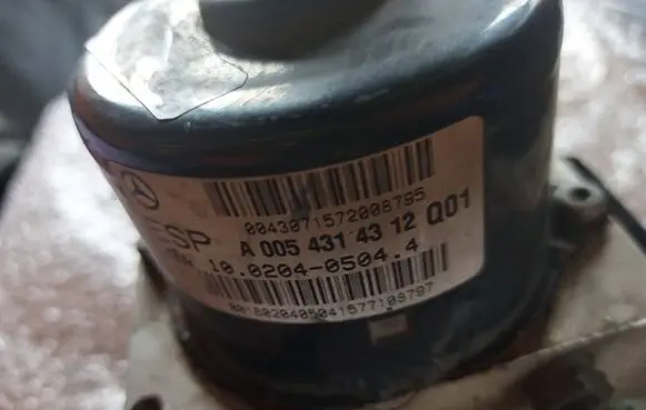 Mercedes-Benz C W203 ABS Pump A0054314312