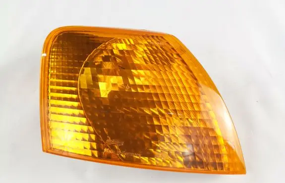 Volkswagen PASSAT B5 Front indicator light 3B0953050