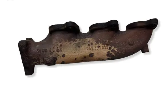 Audi A6 S6 C6 4F Exhaust manifold 059253033B