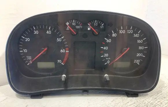 Volkswagen Golf V Speedometer (instrument cluster) 1J0920805 0263620006