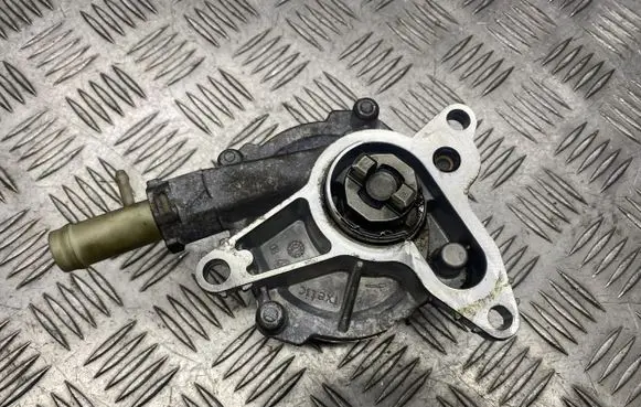 Mercedes-Benz X-class W470 Vacuum pump 146508418R 131017 059236