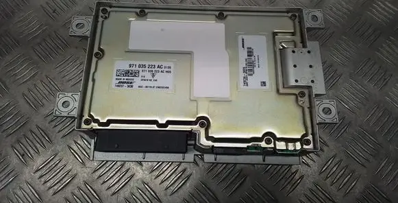 Porsche Macan (95B) Sound amplifier 971035223AC