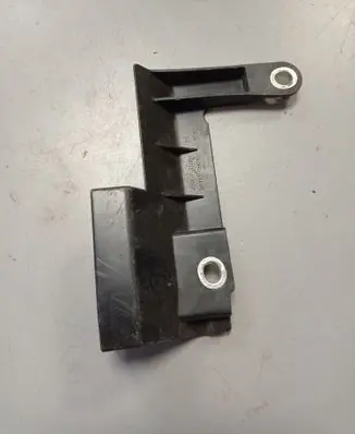 Toyota Sienna XL30 III Blind spot radar bracket 8817308010 15582
