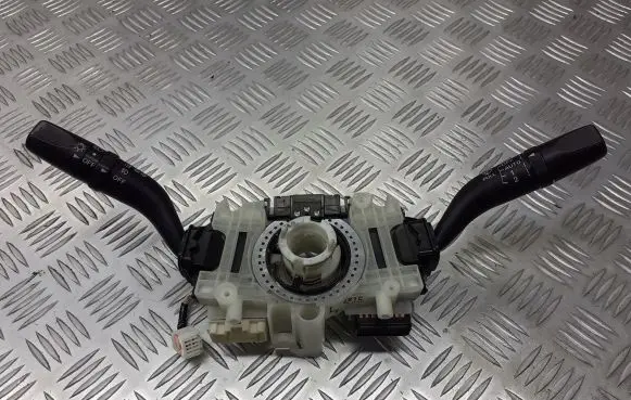 Mazda 6 Headlight wiper switch 17E539