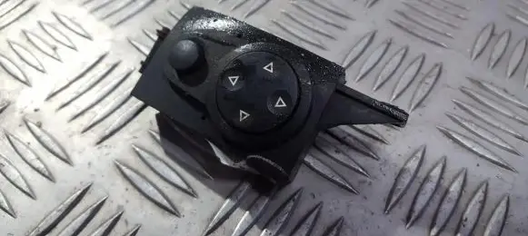 Volkswagen Phaeton Steering wheel buttons/switches 3d0953551
