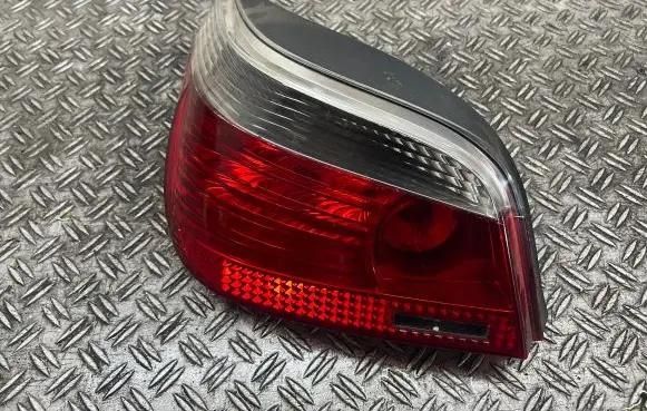 BMW 5 E60 E61 Rear/tail lights 6910767