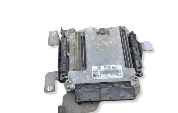 Volkswagen Touran I Engine control unit/module 03G906016CD