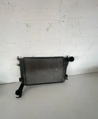 Volkswagen Touran I Intercooler radiator 1K0145803G