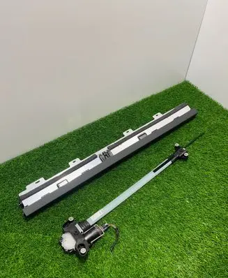 Audi RS Q8 Rear door window curtain/sunshade 4m8861334 4m8861952