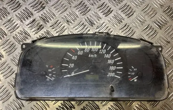 Opel Agila A Speedometer (instrument cluster) 110008951
